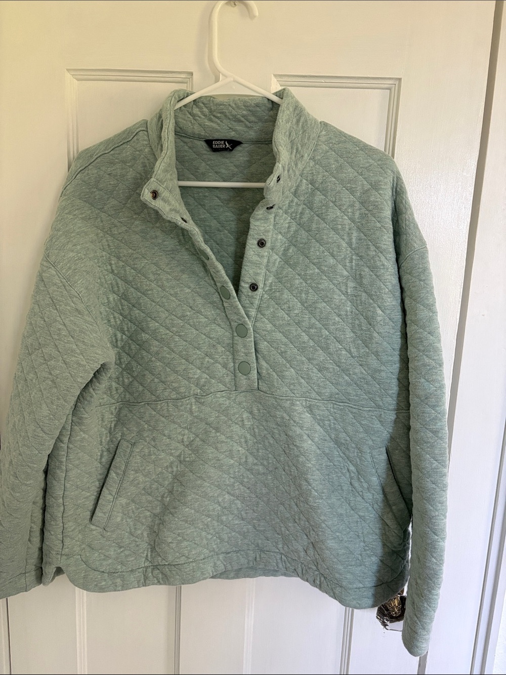 Eddie Bauer Quilted Snap-Placket Pullover in Sage Green